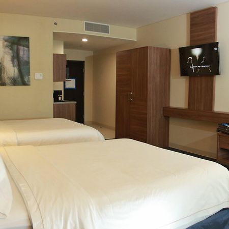 Holiday Inn Express & Suites Mexicali By Ihg Zewnętrze zdjęcie