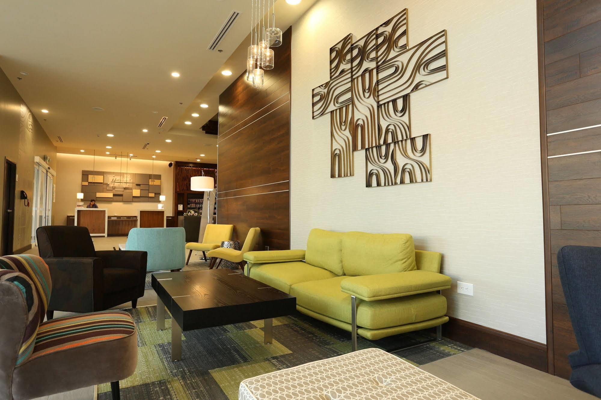 Holiday Inn Express & Suites Mexicali By Ihg Zewnętrze zdjęcie